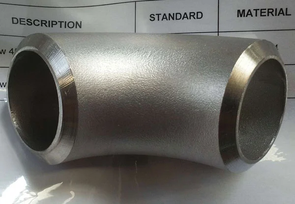 Steel pipe fittings 