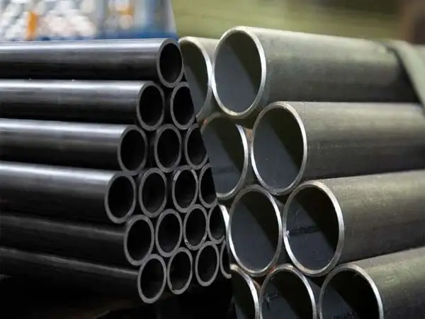 Carbon Steel vs Black Steel Pipes Carbon Steel vs Black Steel Pipes
