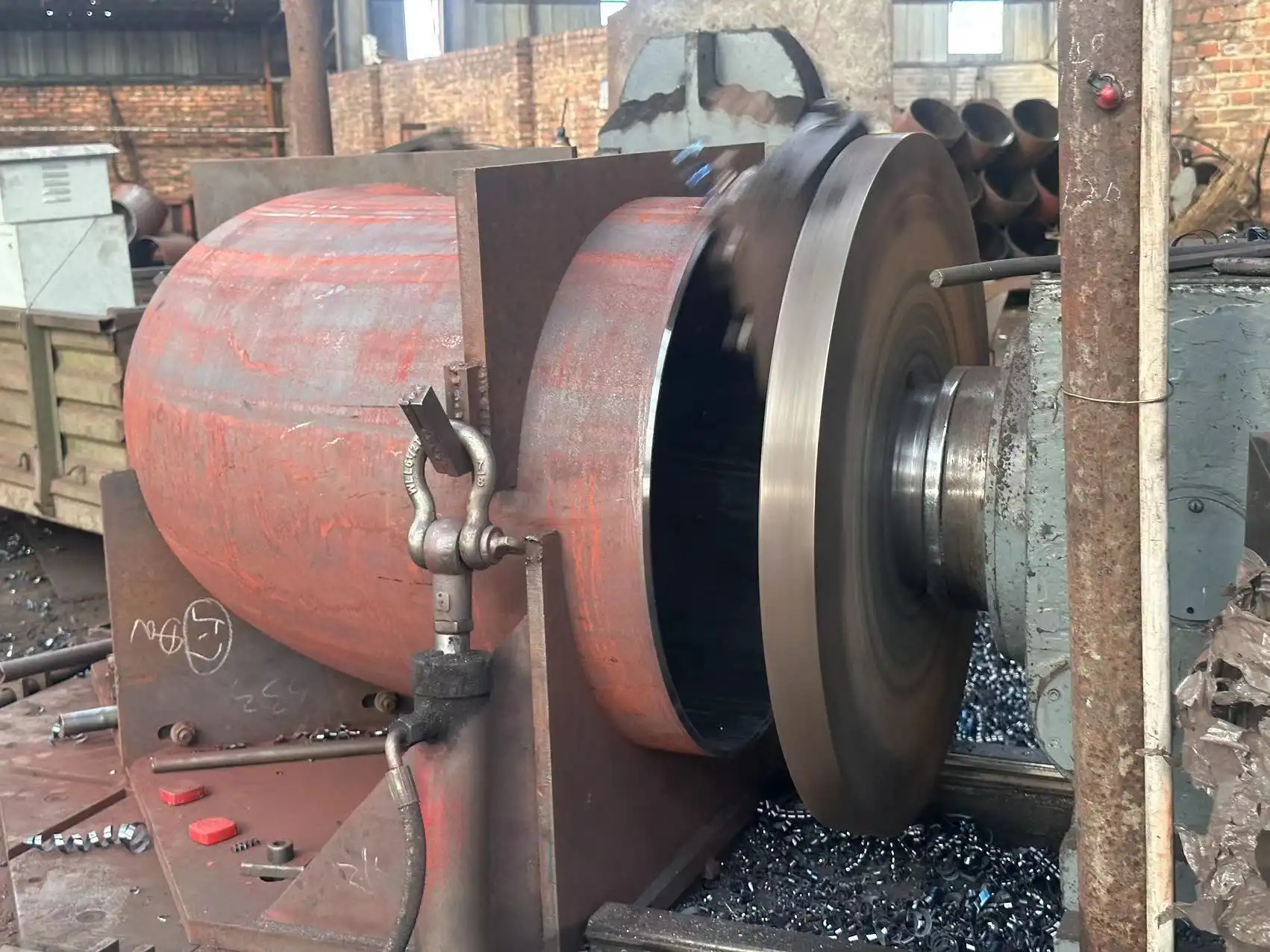 Helium Leak Test for Steel Pipe Fittings: When and Why to Use It