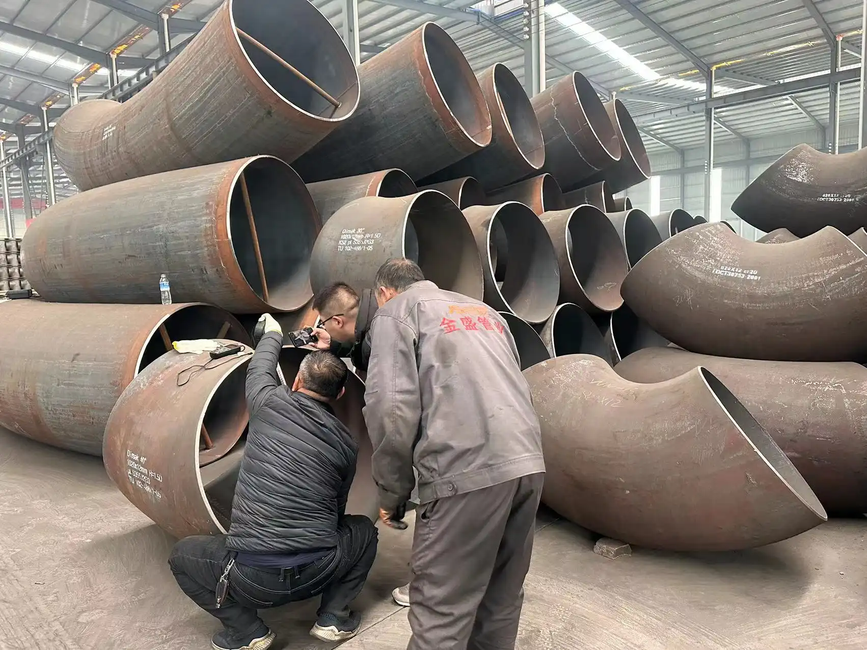 Top 10 Best Pipe Fittings for Oil and Gas Applications 2025