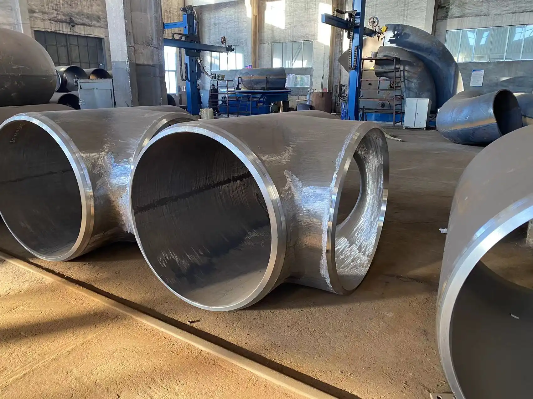 How to select the correct steel tee for chemical distribution lines？